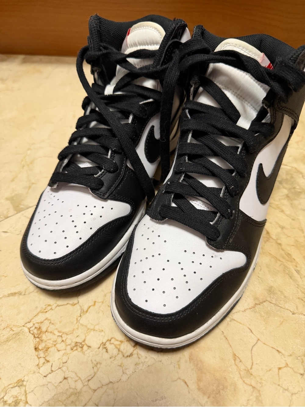 Nike Dunk Mid “Panda” Sneakers